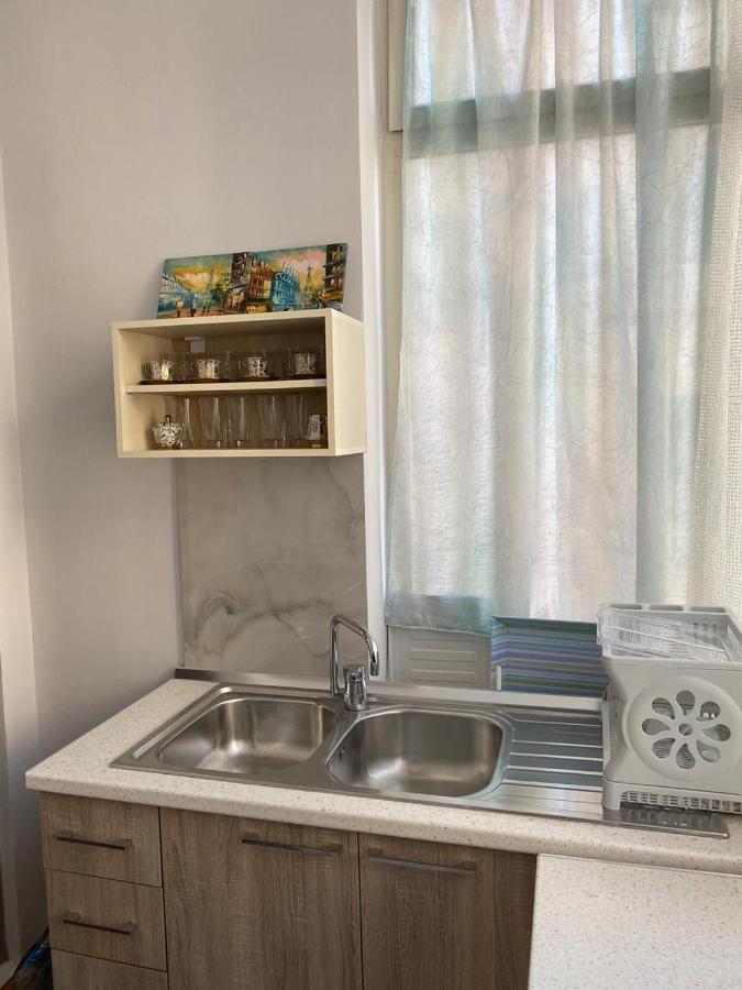 Ultra Apartments 'New Baazar' Tirana Buitenkant foto